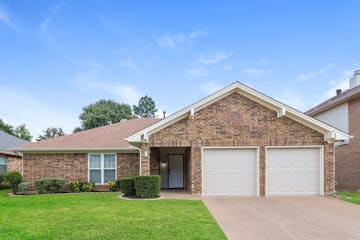 4003 Bradley Lane Arlington, TX 76017